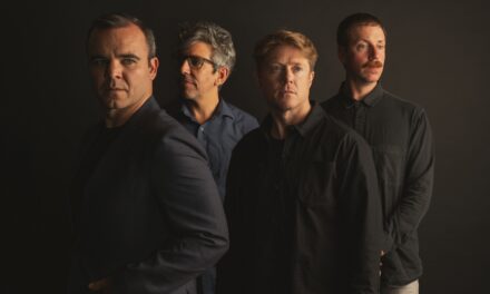 Future Islands objavili novi singl “Glimpse”