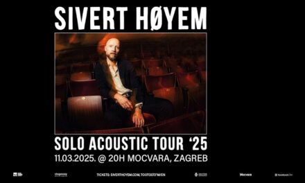Sivert Høyem u ožujku na svirci u Močvari