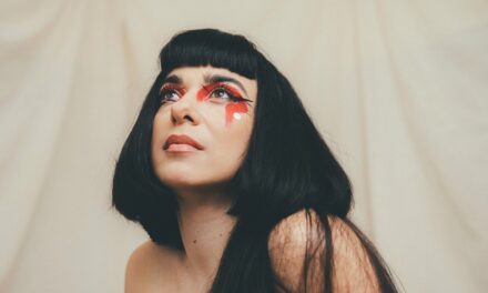 Osebujna Maja Rivić objavila debi album “Drugo Sunce”